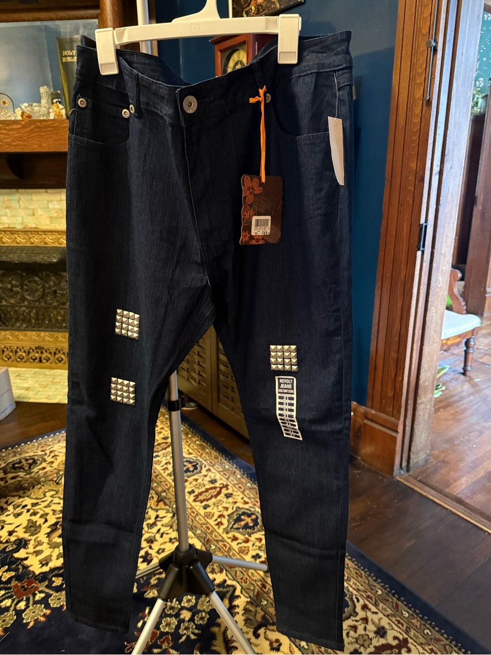 💋 Y2K Dead Stock- Revolt Hi Rise Jegging with Silver Studs